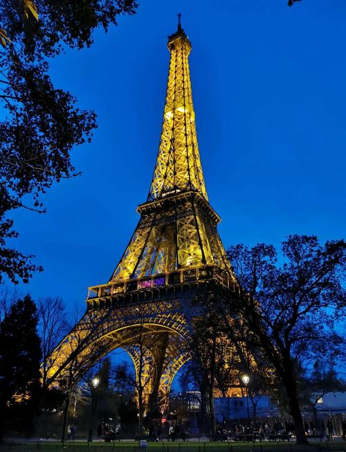 Top Must-Visit Places in France: Explore Culture, Scenery and Delicacies Top Must-Visit Places in France: Explore Culture, Scenery and Delicacies